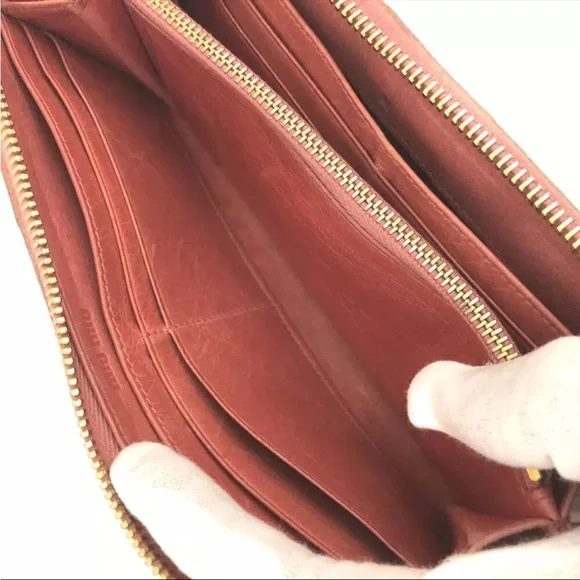 MIU MIU Logo Gather Leather Zip Around Long Wallet - Picture 6 of 8